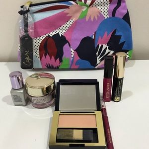 Brand new Estée Lauder skincare makeup set